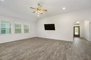 350 American Black Bear Dr, Crosby, TX 77532 - Photo 6