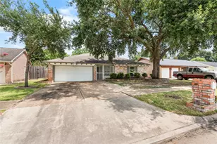 11310 Gladefield Dr, Houston, TX 77099 - Photo 1