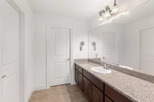 18 Player Vista Pl, The Woodlands, TX 77382 - Photo 26