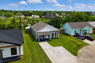 506 Jenni Ln, San Leon, TX 77539 - Photo 1