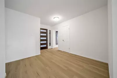 813 E Green Belt Drive, Sugar Land, TX 77498 - Photo 4