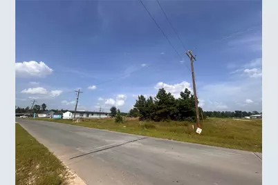 488 County Road 5102J, Cleveland, TX 77327 - Photo 2