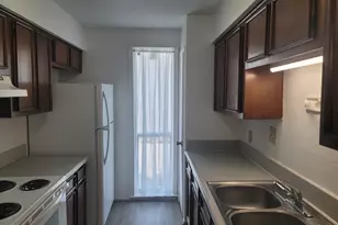 215 Post Office St, Galveston, TX 77550 - Photo 6