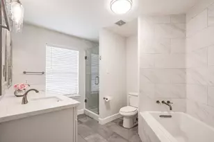 9026 McGallion Rd, Houston, TX 77022 - Photo 24