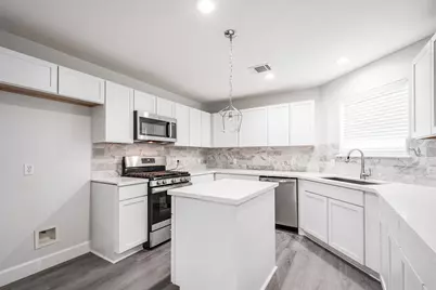 9026 McGallion Road, Houston, TX 77022 - Photo 10