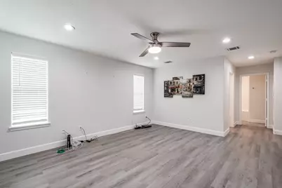 9026 McGallion Road, Houston, TX 77022 - Photo 22