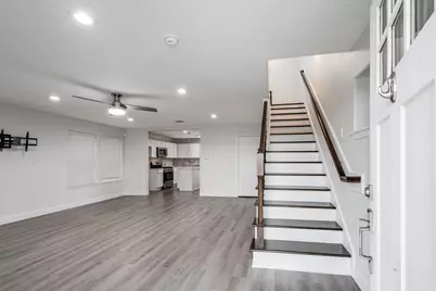 9026 McGallion Road, Houston, TX 77022 - Photo 6