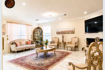 210 Windrift Court, Sugar Land, TX 77479 - Photo 8