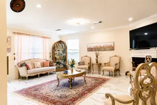 210 Windrift Ct, Sugar Land, TX 77479 - Photo 8