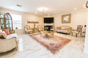 210 Windrift Ct, Sugar Land, TX 77479 - Photo 10