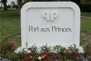 7112 N Holiday Dr, Galveston, TX 77550 - Photo 1