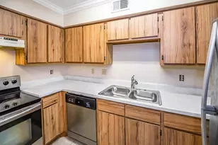 18511 Egret Bay Blvd, Webster, TX 77058 - Photo 2