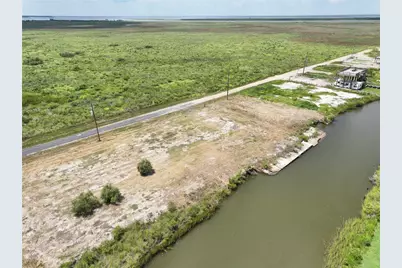 1116 Pennington Street, Gilchrist, TX 77617 - Photo 14