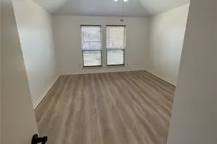 204 Wood Hollow Dr, League City, TX 77573 - Photo 12