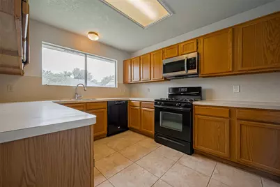 3007 Cloverdale, League City, TX 77573 - Photo 6