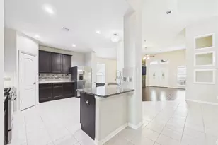 401 W Bend Dr, League City, TX 77573 - Photo 10