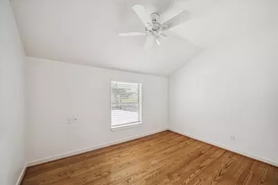 10518 Moorberry Lane, Houston, TX 77043 - Photo 18