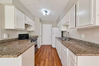 13847 Cherry Hollow Lane, Houston, TX 77082 - Photo 18