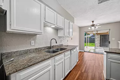 13847 Cherry Hollow Lane, Houston, TX 77082 - Photo 22