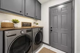 13042 Richmond Ave, Houston, TX 77082 - Photo 32