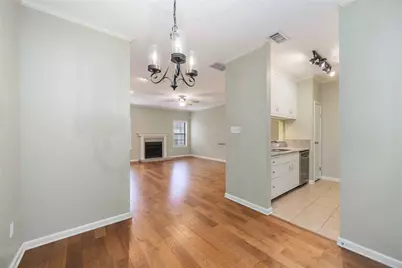 9850 Pagewood Lane #1305, Houston, TX 77042 - Photo 8