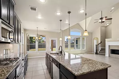 9726 Bonham Lakes Lane, Humble, TX 77396 - Photo 14