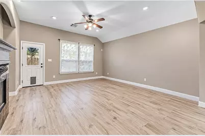 8310 Lake Tahoe Dr Drive, Nederland, TX 77627 - Photo 6