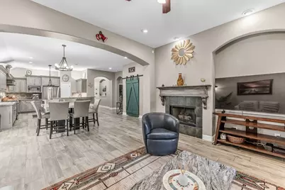 8310 Lake Tahoe Dr Drive, Nederland, TX 77627 - Photo 10