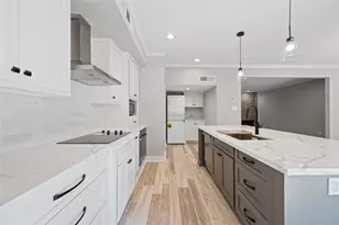 2113 Lake Village Dr, Kingwood, TX 77339 - Photo 6