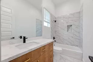 1920 Laverne St, Houston, TX 77080 - Photo 16
