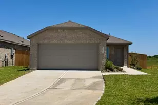 9202 Bright Birdie Ln, Baytown, TX 77521 - Photo 1