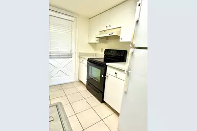 12633 Memorial Drive #224, Houston, TX 77024 - Photo 4