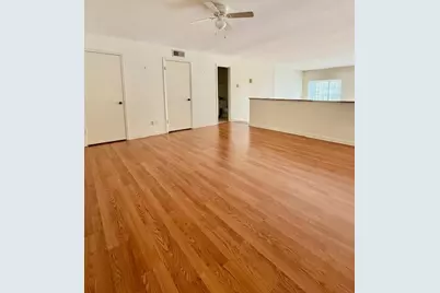 12633 Memorial Drive #224, Houston, TX 77024 - Photo 8