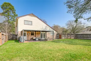 8203 Fernbrook Ln, Houston, TX 77070 - Photo 28