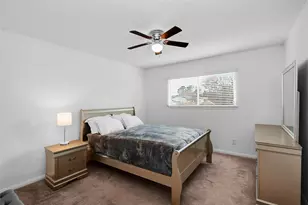 8203 Fernbrook Ln, Houston, TX 77070 - Photo 20