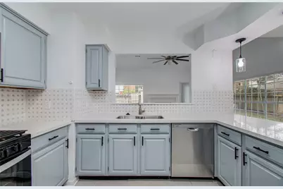 2106 Spyglass Drive, League City, TX 77573 - Photo 28