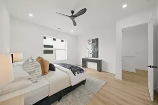 323 N Nagle St, Houston, TX 77003 - Photo 26