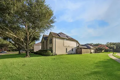 13602 Laurel Terrace Lane, Sugar Land, TX 77498 - Photo 26