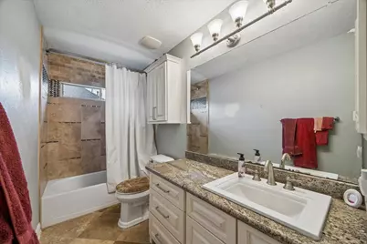 13602 Laurel Terrace Lane, Sugar Land, TX 77498 - Photo 22