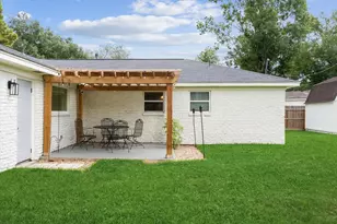 9639 Vogue Ln, Houston, TX 77080 - Photo 26