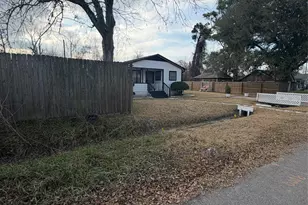 5909 Midgeley St, Houston, TX 77091 - Photo 4