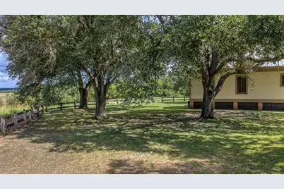 6176 Mount Vernon Road, Brenham, TX 77833 - Photo 30