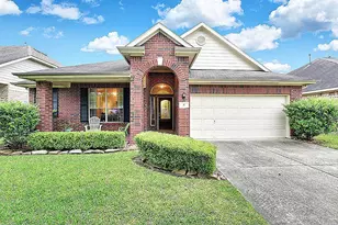 6 N Queenscliff Cir, The Woodlands, TX 77382 - Photo 1