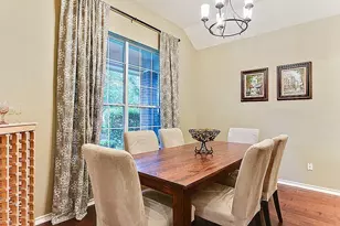 6 N Queenscliff Cir, The Woodlands, TX 77382 - Photo 6