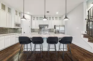 912 Yale St, Houston, TX 77008 - Photo 12