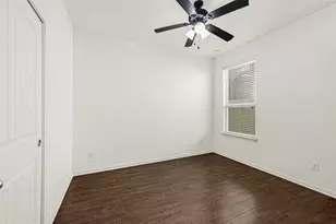 9414 Savannah Holly Dr, Houston, TX 77075 - Photo 14