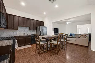 9414 Savannah Holly Dr, Houston, TX 77075 - Photo 8