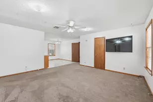 12782 Flowers Dr, Saratoga, TX 77585 - Photo 8