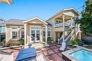 1227 Ball, Galveston, TX 77550 - Photo 28