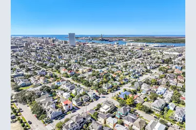 1227 Ball, Galveston, TX 77550 - Photo 48